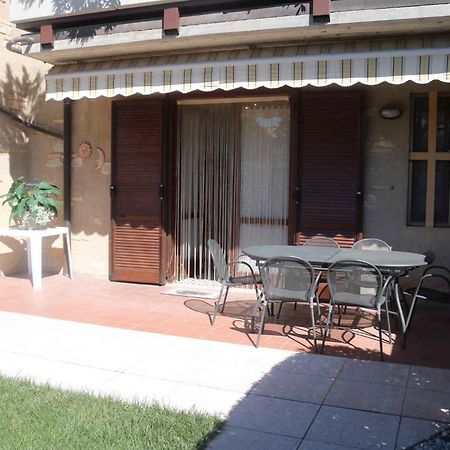 Apartment In Lazise - Gardasee 40851 ภายนอก รูปภาพ