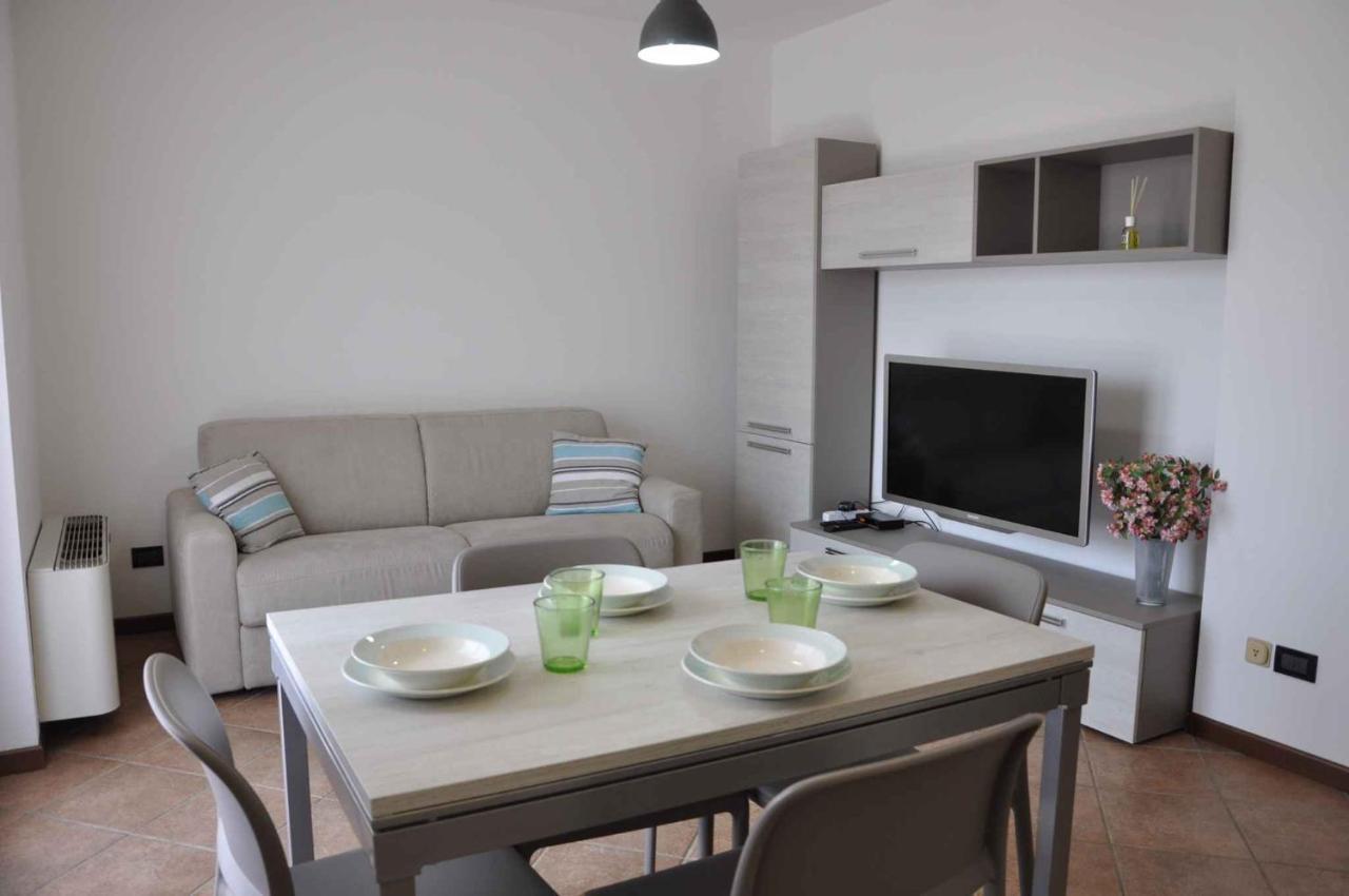Apartment In Lazise - Gardasee 40851 ภายนอก รูปภาพ