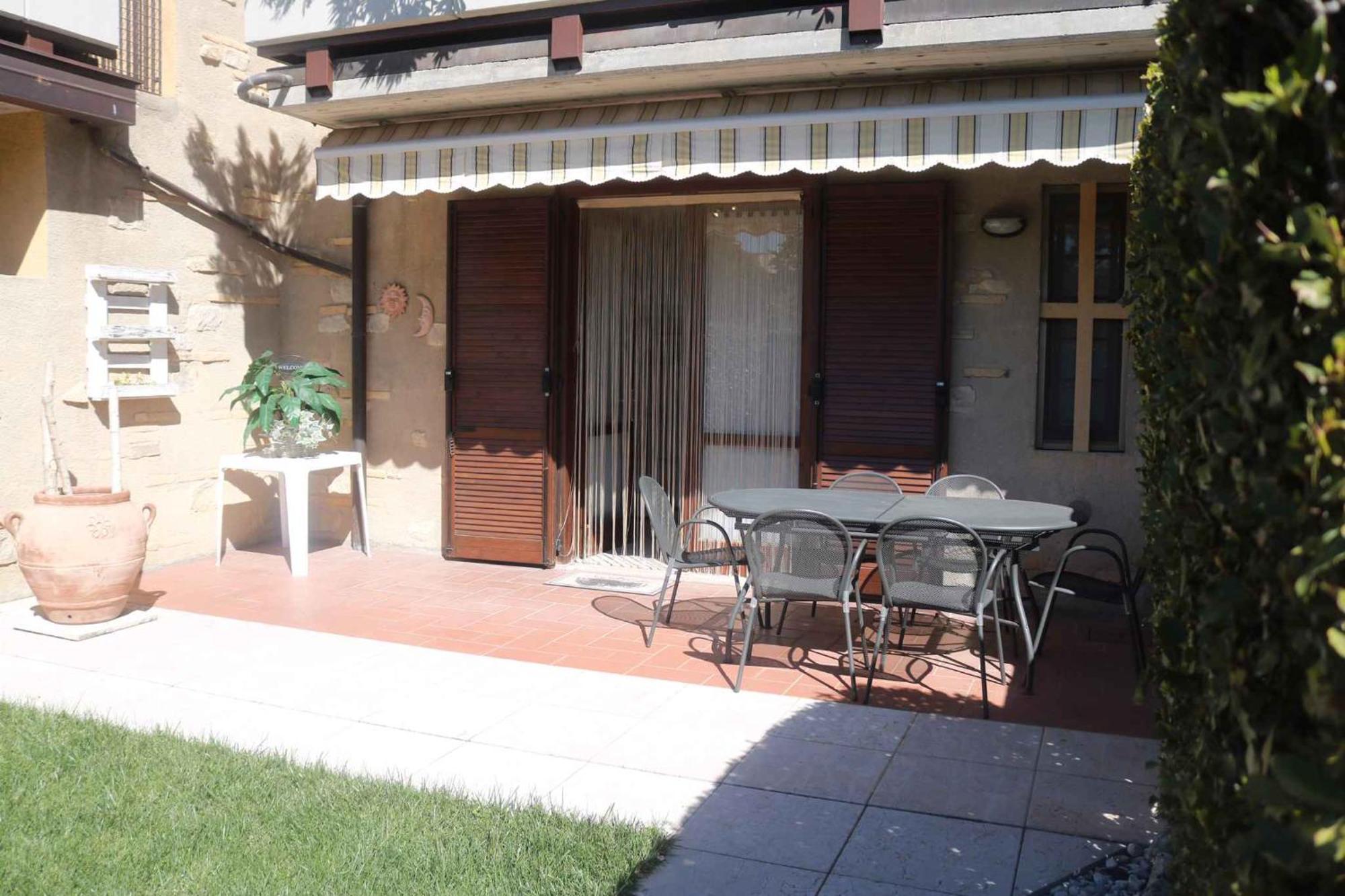 Apartment In Lazise - Gardasee 40851 ภายนอก รูปภาพ